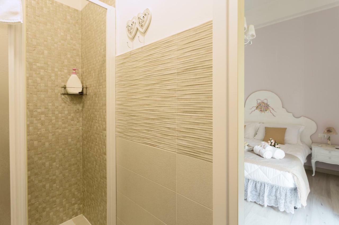 La Maison Romantique Bed & Breakfast