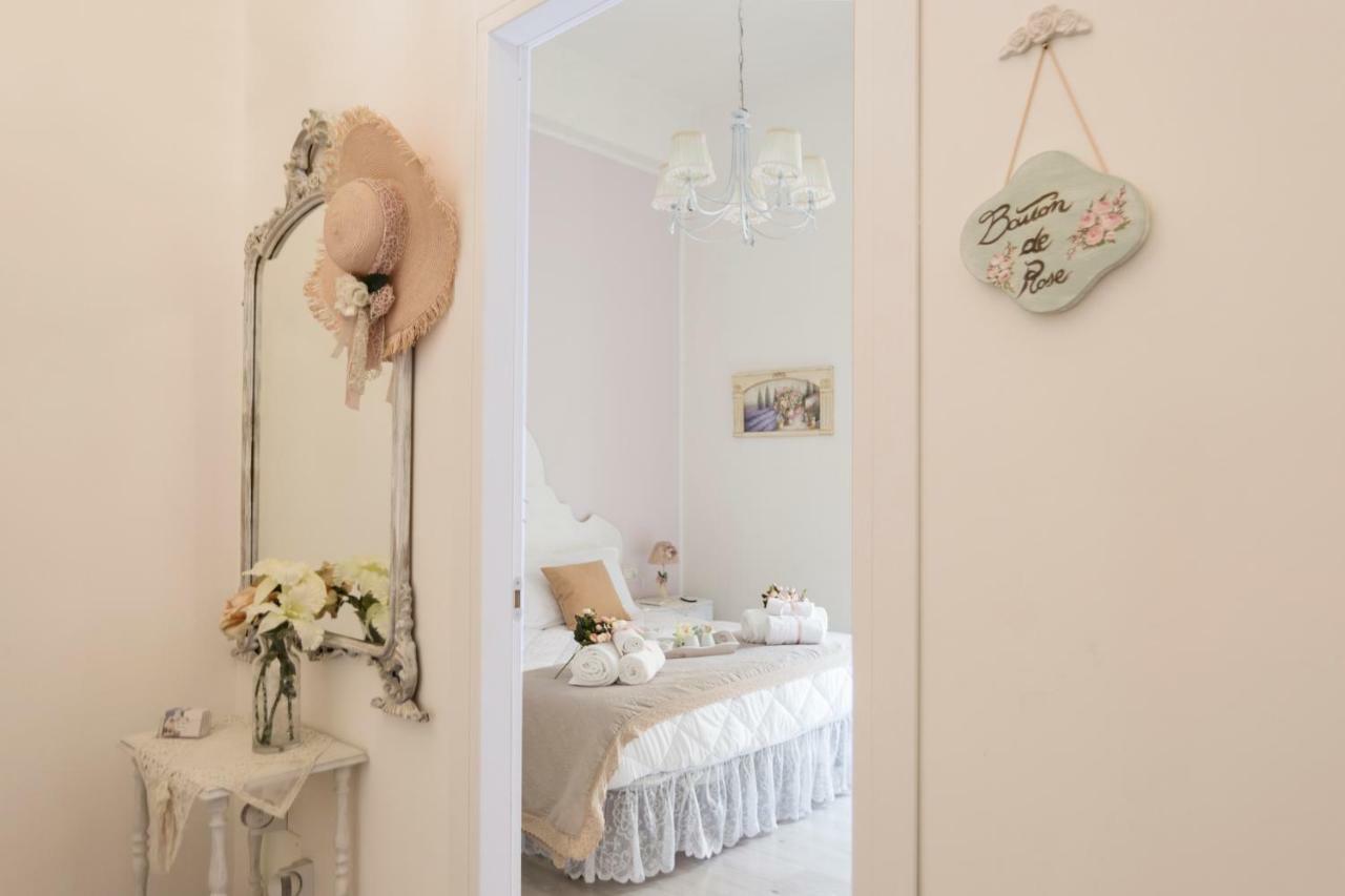 La Maison Romantique Bed & Breakfast